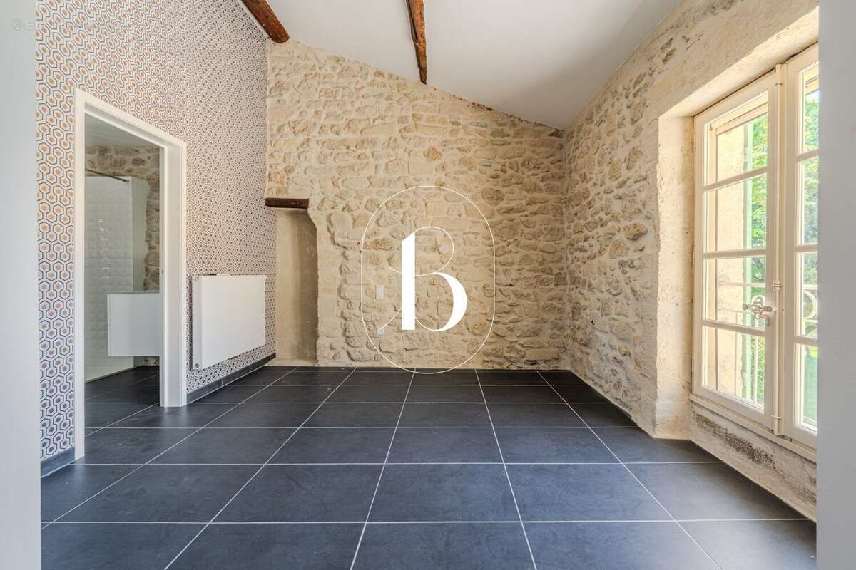 Maison à UZES