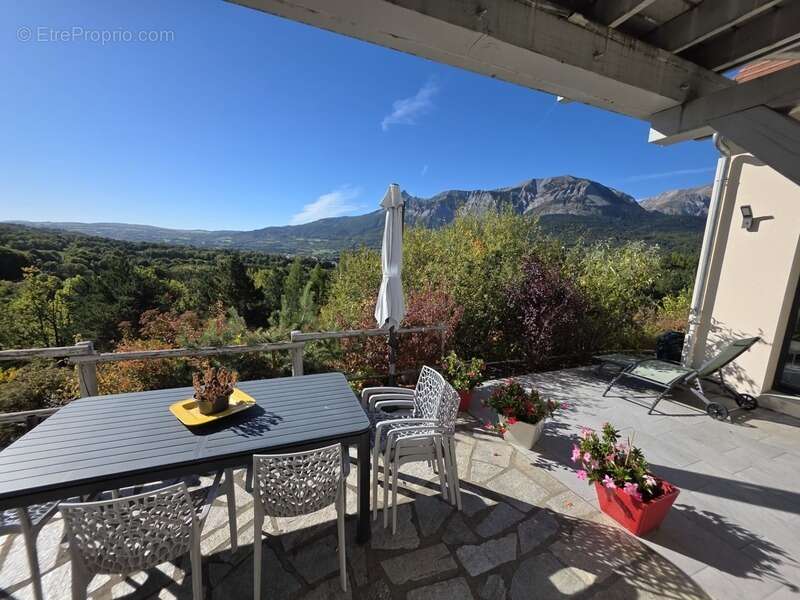 Maison à SAINT-BONNET-EN-CHAMPSAUR
