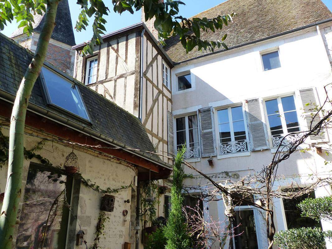 Maison à CHATILLON-SUR-LOIRE