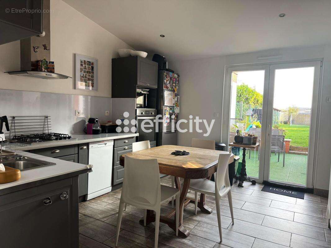 Maison à FOURNES-EN-WEPPES