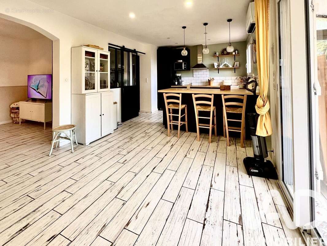 Photo 5 - Maison à ROQUEBRUNE-SUR-ARGENS