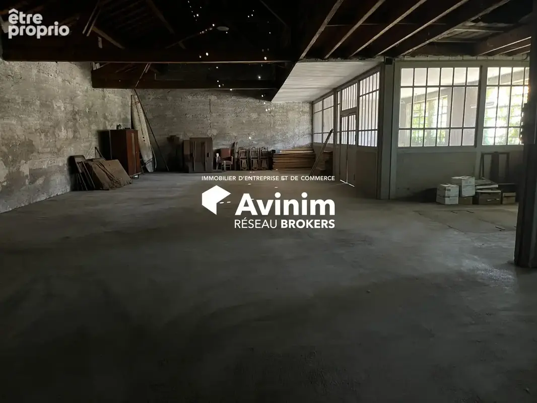 Commerce 650 m² à vendre à Joze (63350) - photo 9
