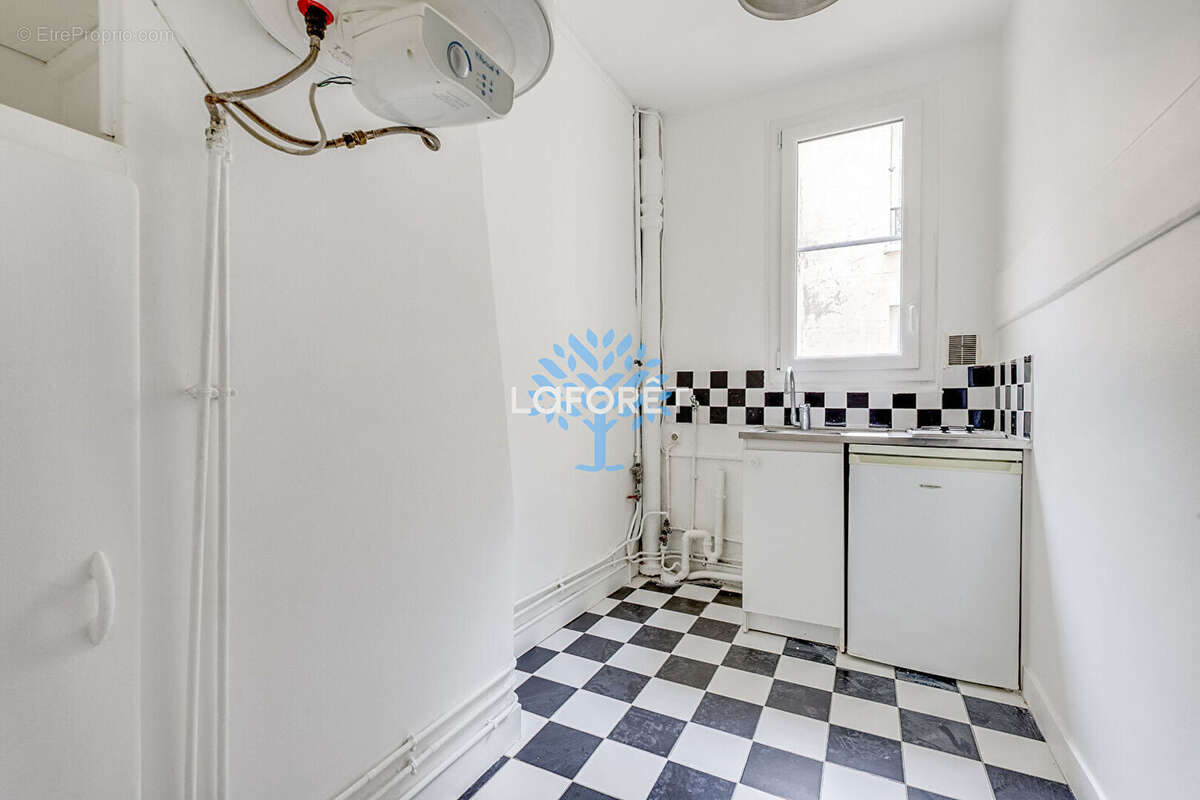 Appartement à PARIS-11E