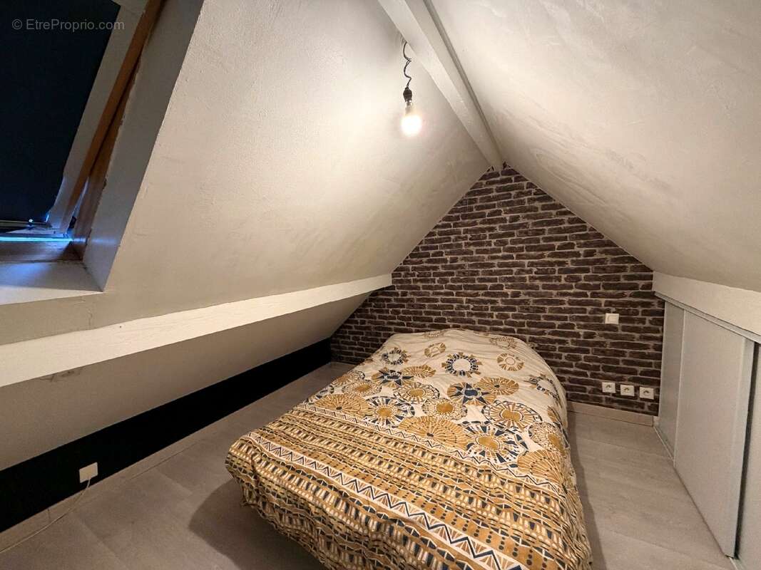 Maison à WARLENCOURT-EAUCOURT