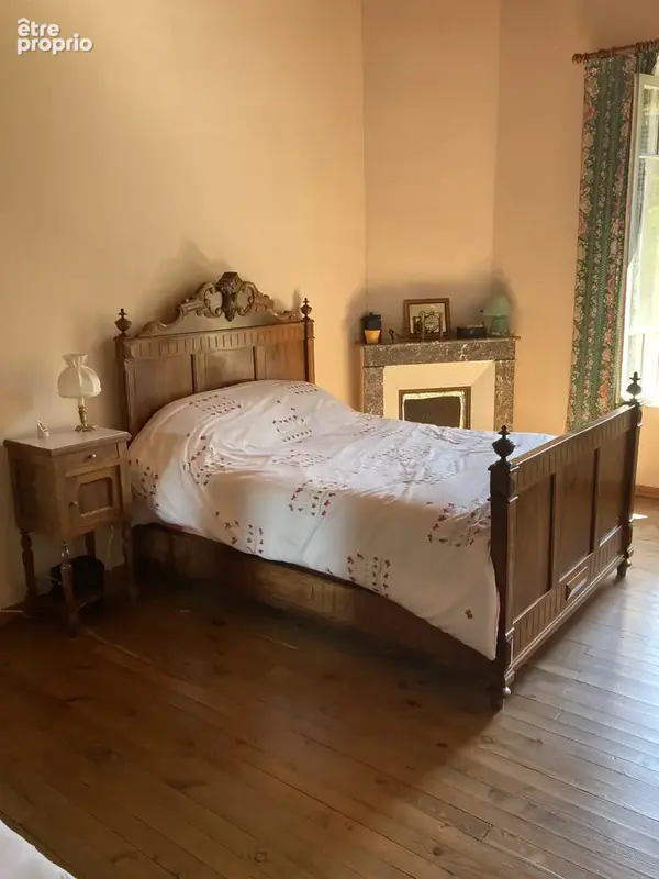 Propriété exceptionnelle en bord de rivière avec 3 appartements, grands garages et magnifique jardin à Axat - photo 9