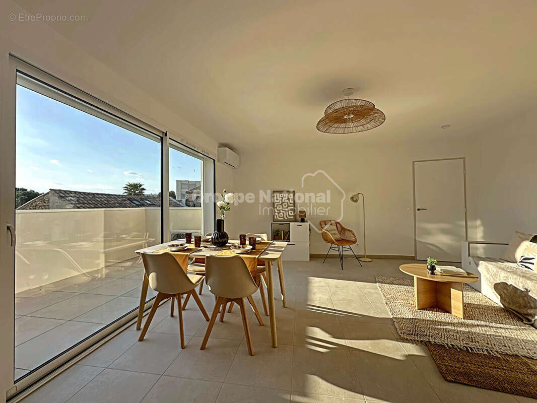 Appartement à LUNEL