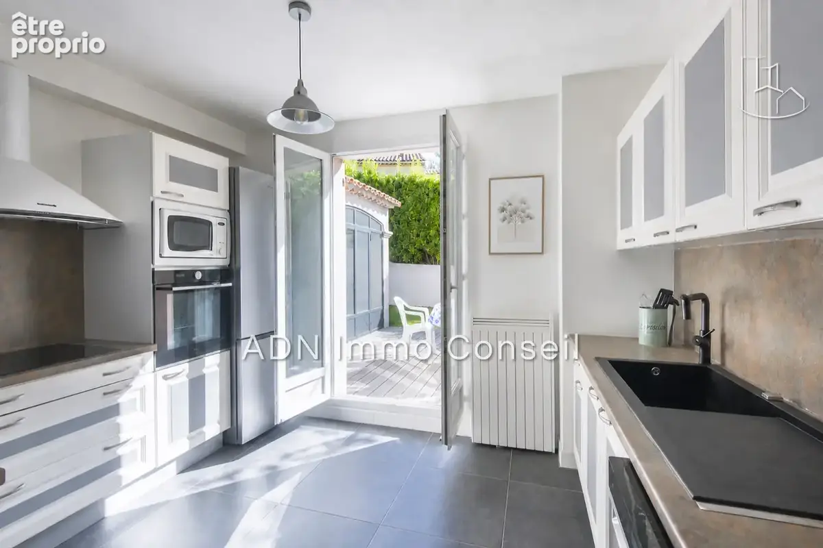 Maison 109 m² à Mallemort  - photo 6