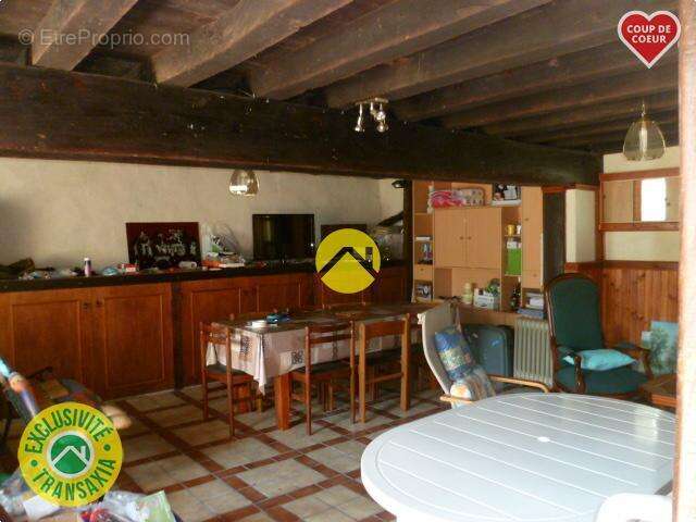 Maison à SAINT-AMAND-MONTROND