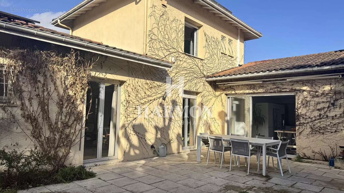 Maison à BORDEAUX