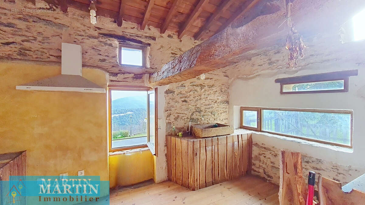 Maison à TAULIS
