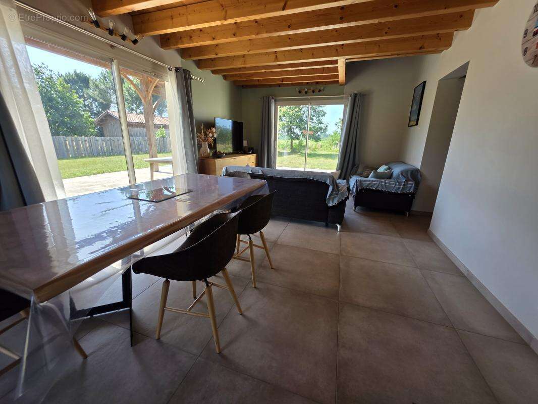 Maison 6 pièces 139 m² à vendre à Biscarrosse (40600) - photo 6