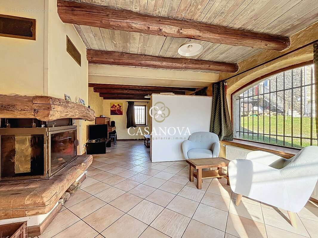 Maison à LA SALVETAT-SUR-AGOUT