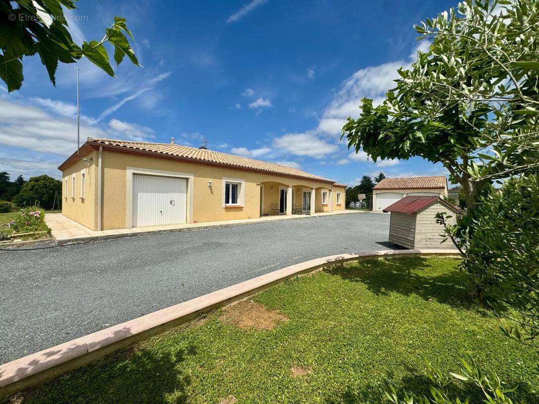 Photo 1 - Maison à BIAS