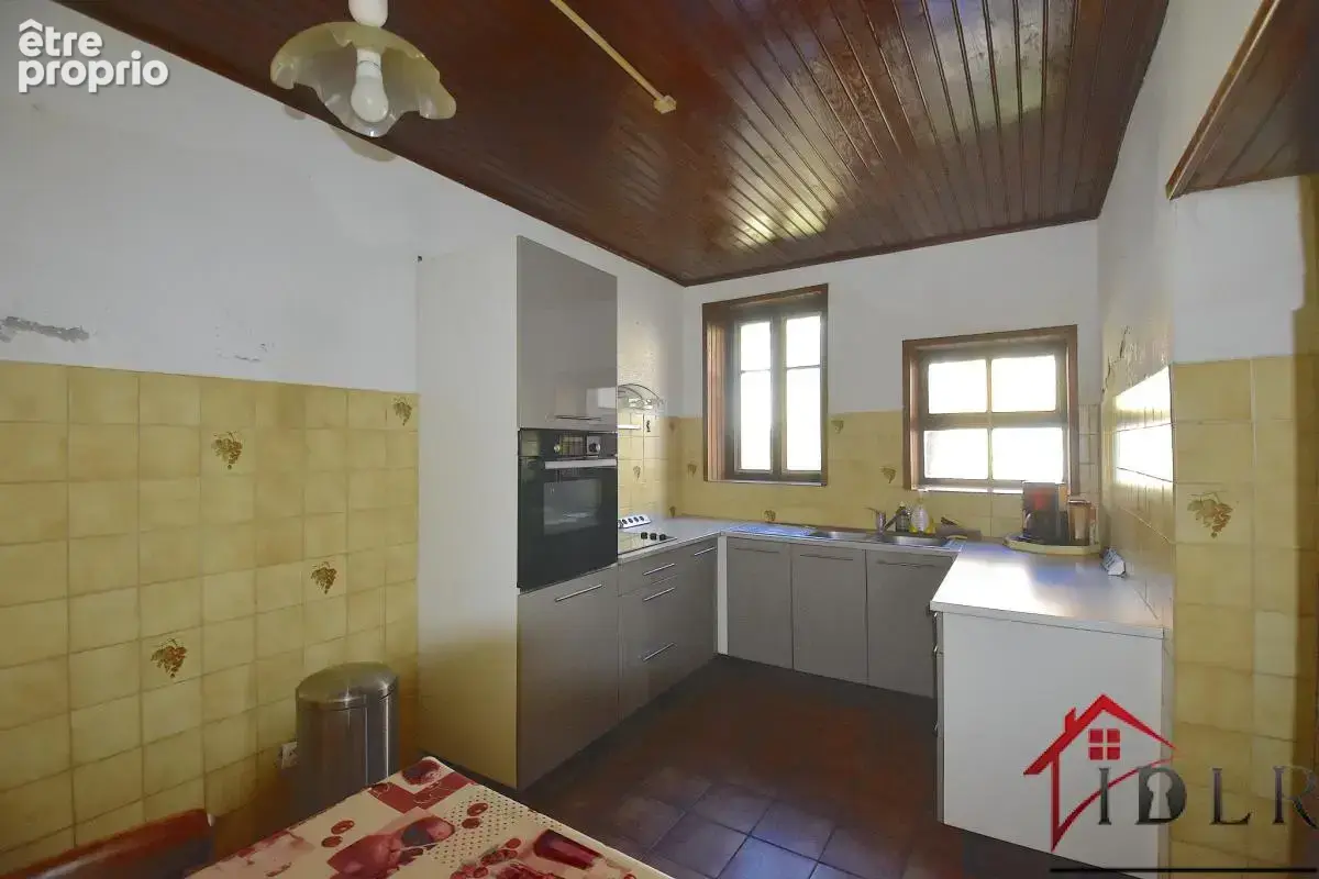 Maison mitoyenne t6 avec terrain - photo 10
