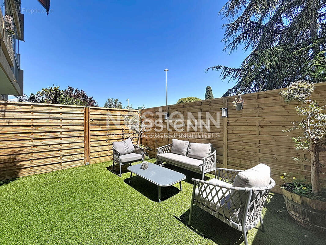 Cagnes-sur-Mer - 2 pièces - Rez-de-Jardin - 37 m² - Parking - Rénové - photo 8