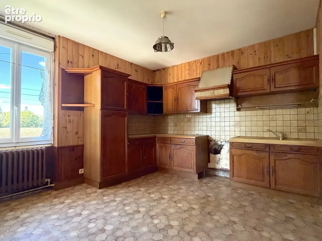 Maison 163 m2, 5 chambres, dépendances, sur terrain 4 836 m2 - photo 4