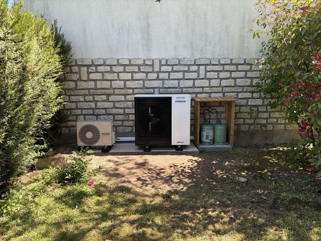 Jolie maison de 96 m² à Champs-Romain - photo 18