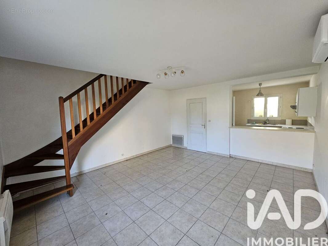 Photo 6 - Maison à LAGNES