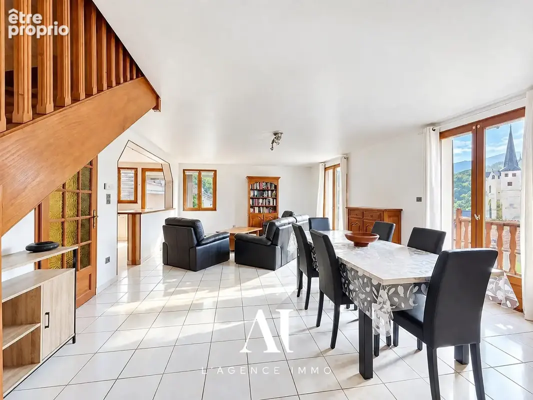 Appartement 4 pièces 112 m² à vendre à Saint-Claude (39200) - photo 8