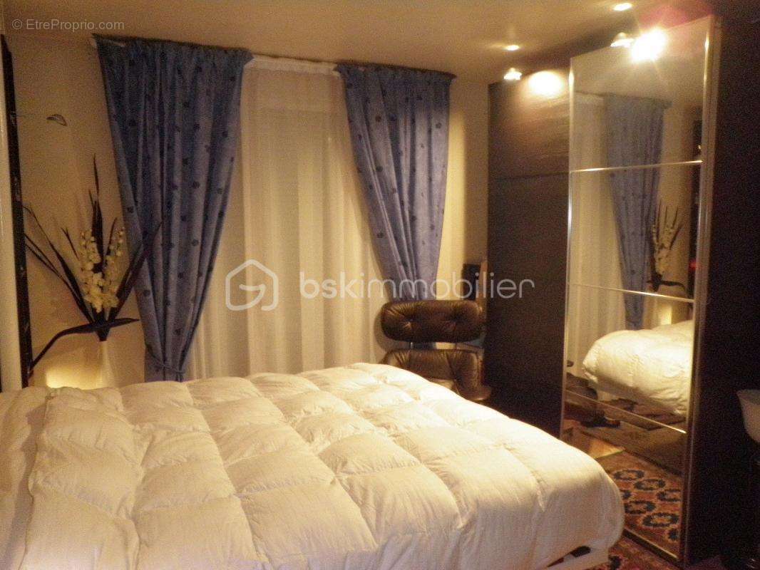 Appartement à MENNECY