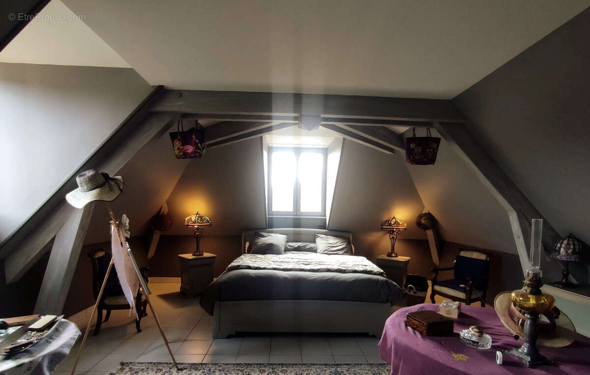 Maison à SAINT-ALYRE-D'ARLANC