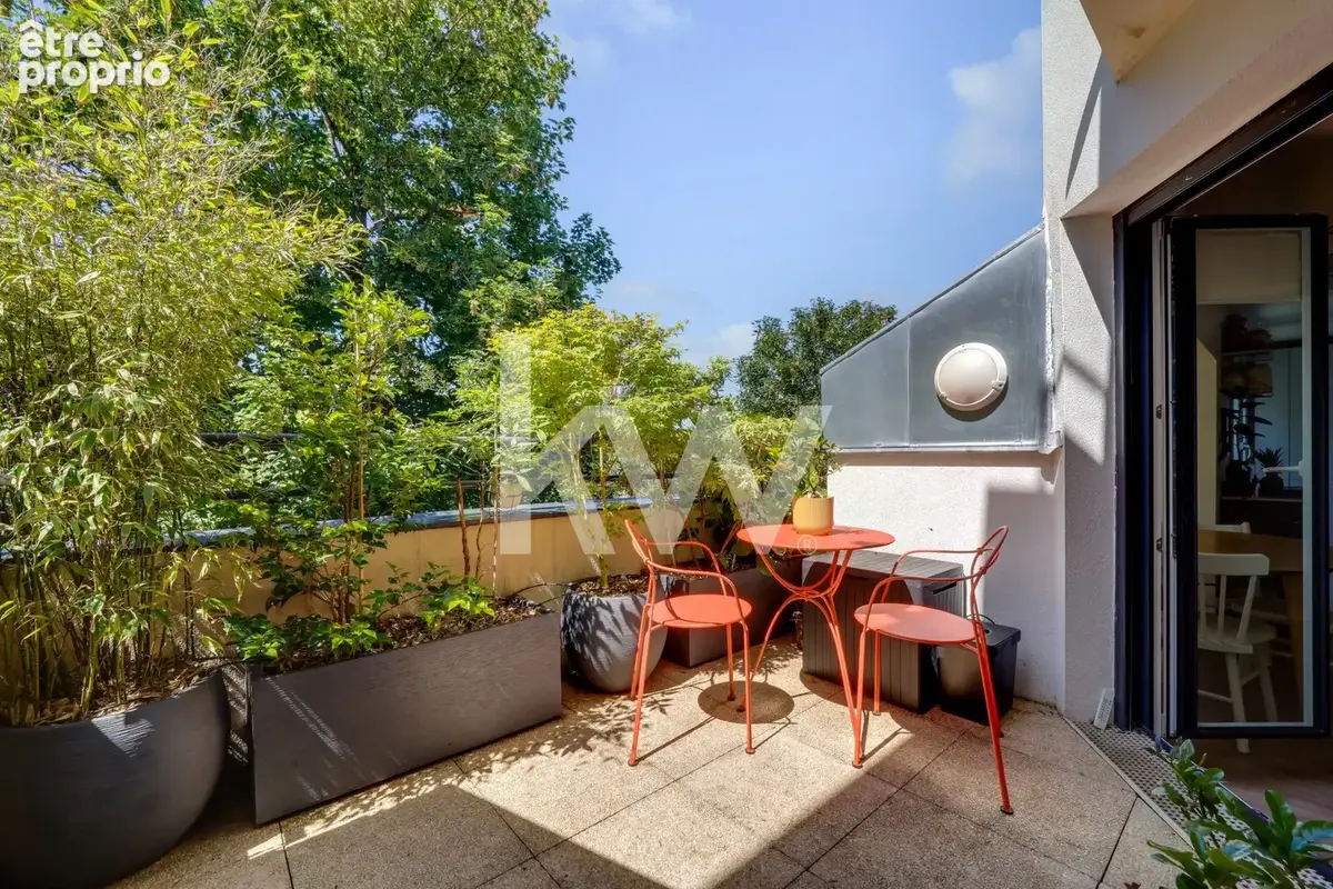 Appartement 74 m² à Issy-Les-Moulineaux  - photo 2