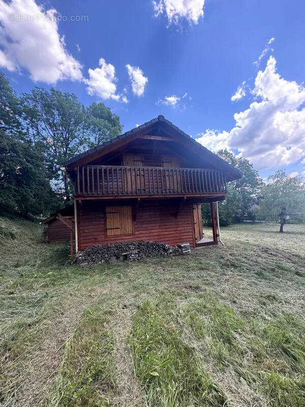Maison à LAVEISSIERE