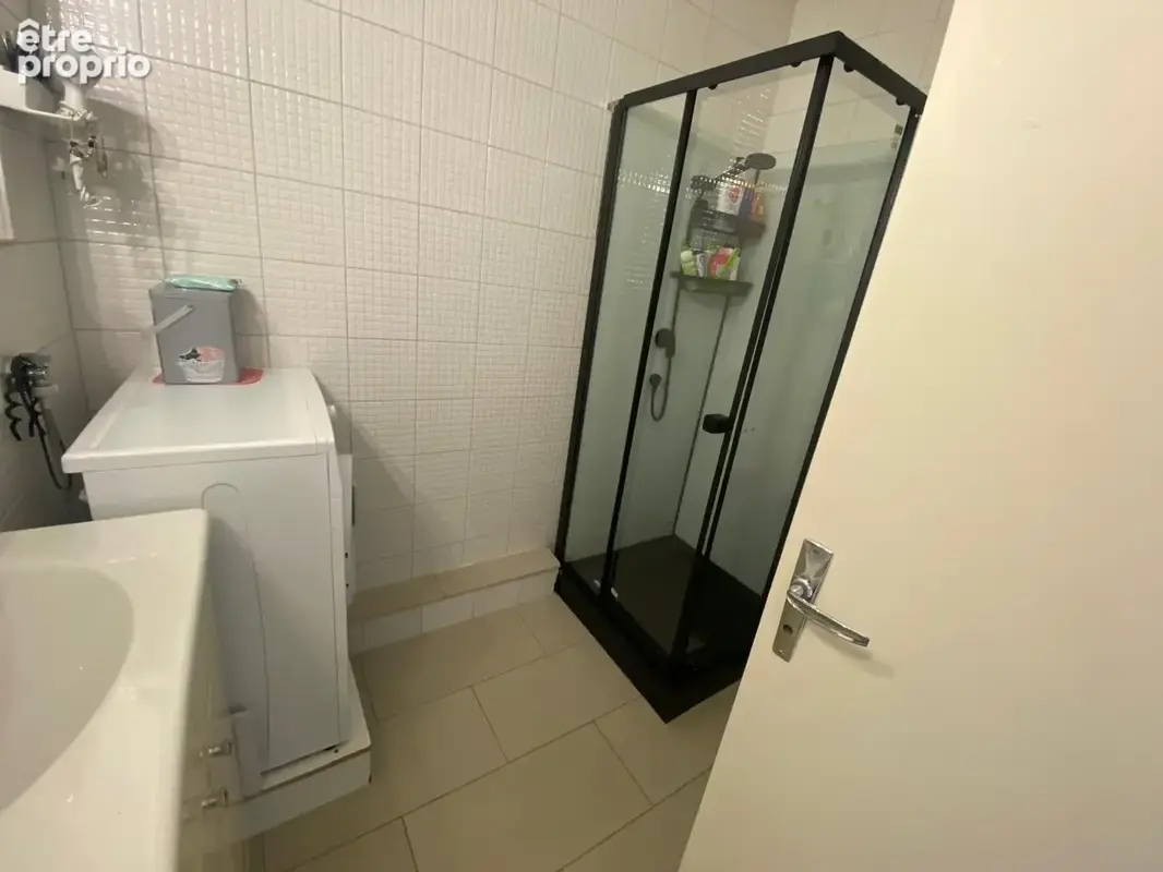 Appartement F3 dans résidence PIERRE FONTAINE - photo 4