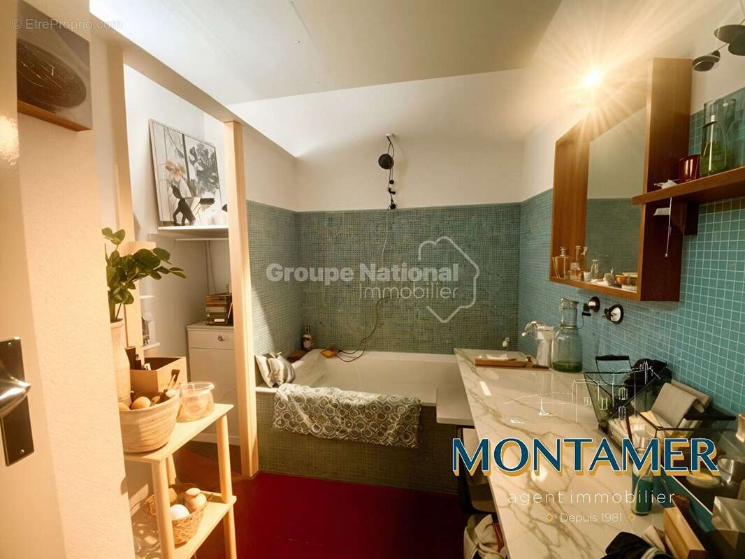 Appartement à SAUSSET-LES-PINS