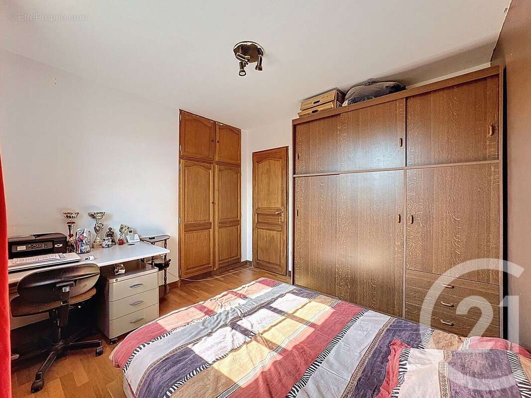 Maison 141 m² à Puyloubier  - photo 10