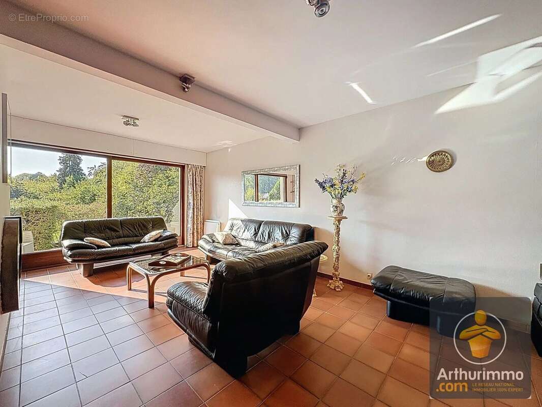 Maison à BOUSSY-SAINT-ANTOINE