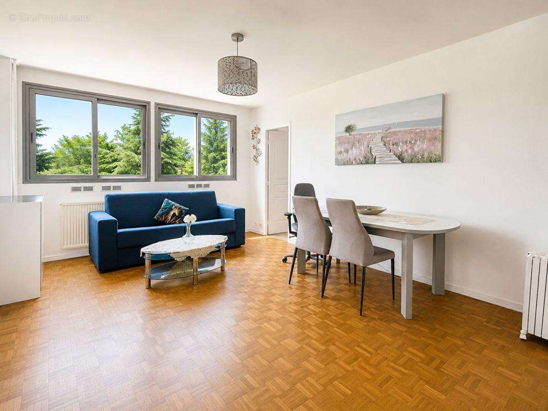 Appartement à SEVRES