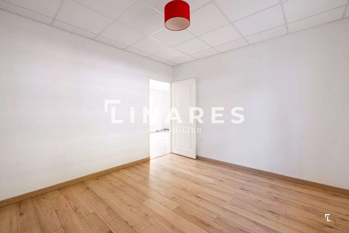 Appartement à MARSEILLE-11E