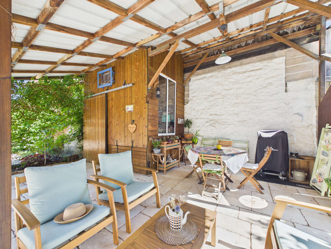 Maison familiale 7 pièces avec piscine à Pfastatt - photo 15