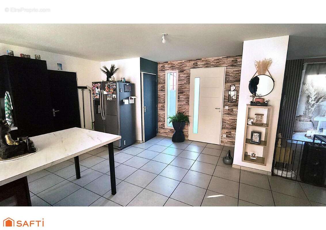 Photo 2 - Maison à SAINT-ANDRE-LE-GAZ