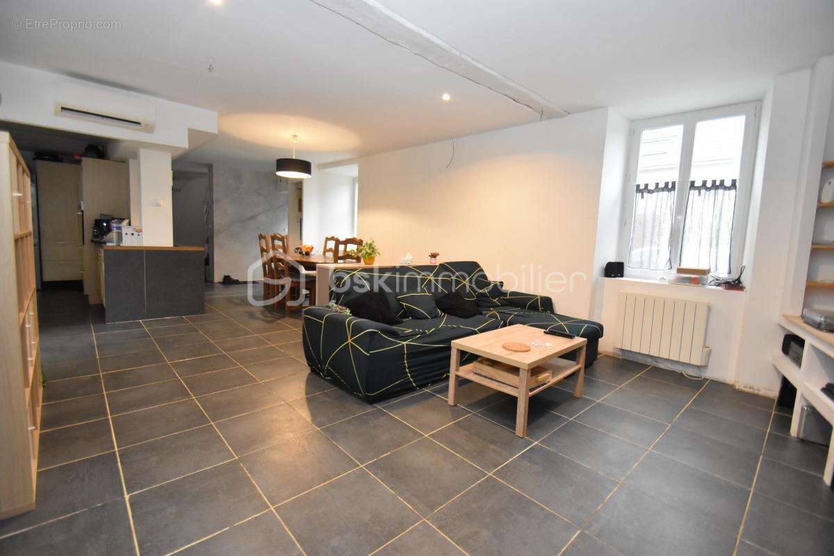 Maison à BOISVILLE-LA-SAINT-PERE