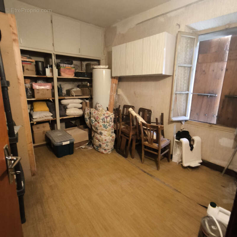 Maison  de charme en pierre avec jardin clos et parking privé - photo 33