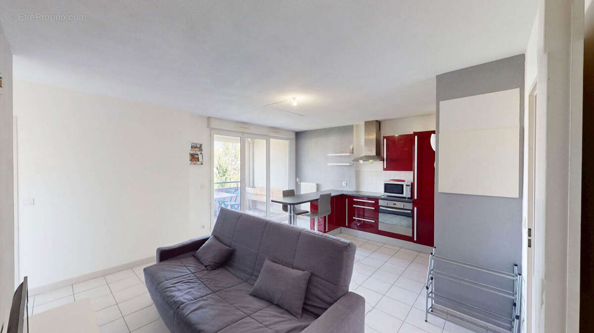 Appartement à SAINT-MARTIN-D'HERES