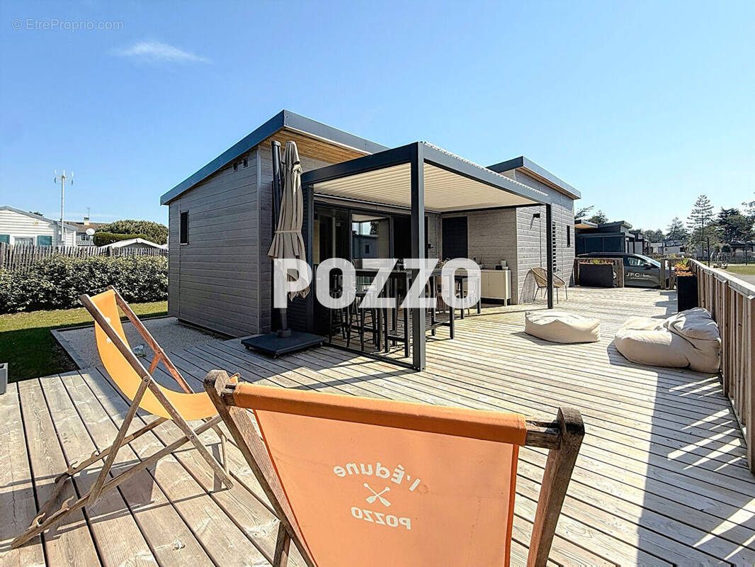 Maison à JULLOUVILLE