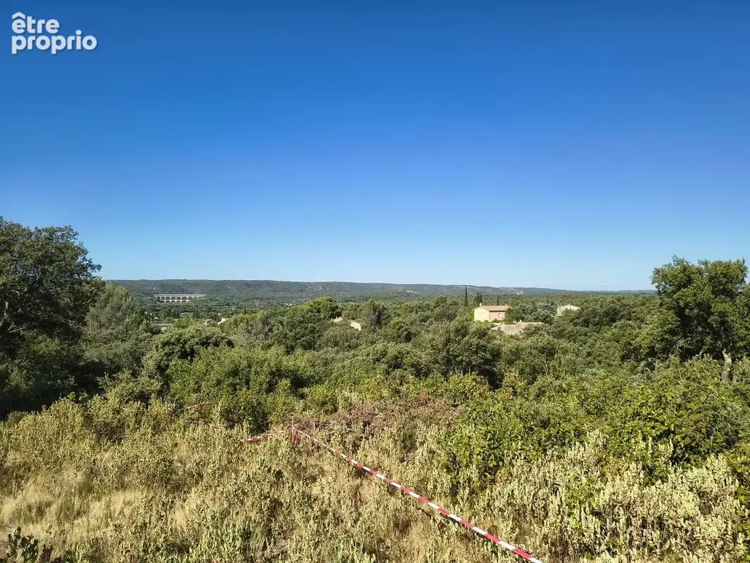 Terrain à CASTILLON-DU-GARD