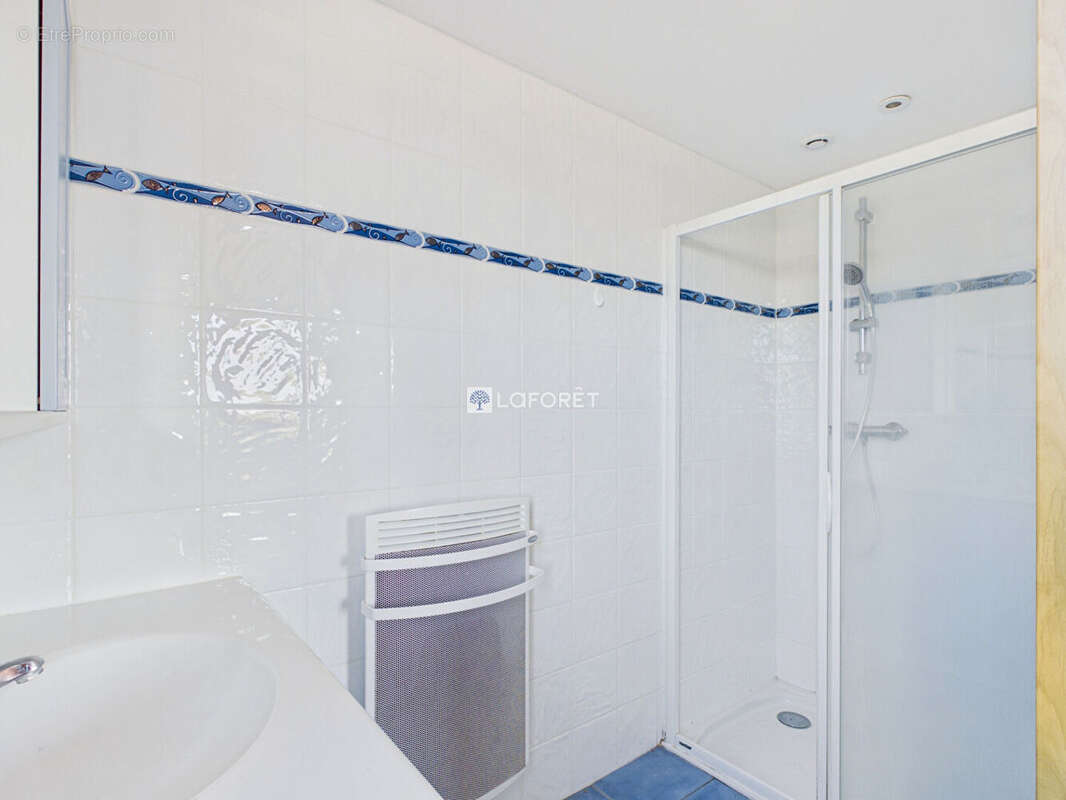 Maison Plozevet 5 pièce(s) 91 m2 - photo 14
