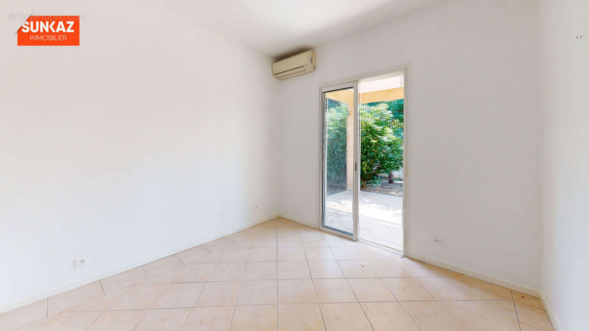 Maison à L'ETANG-SALE