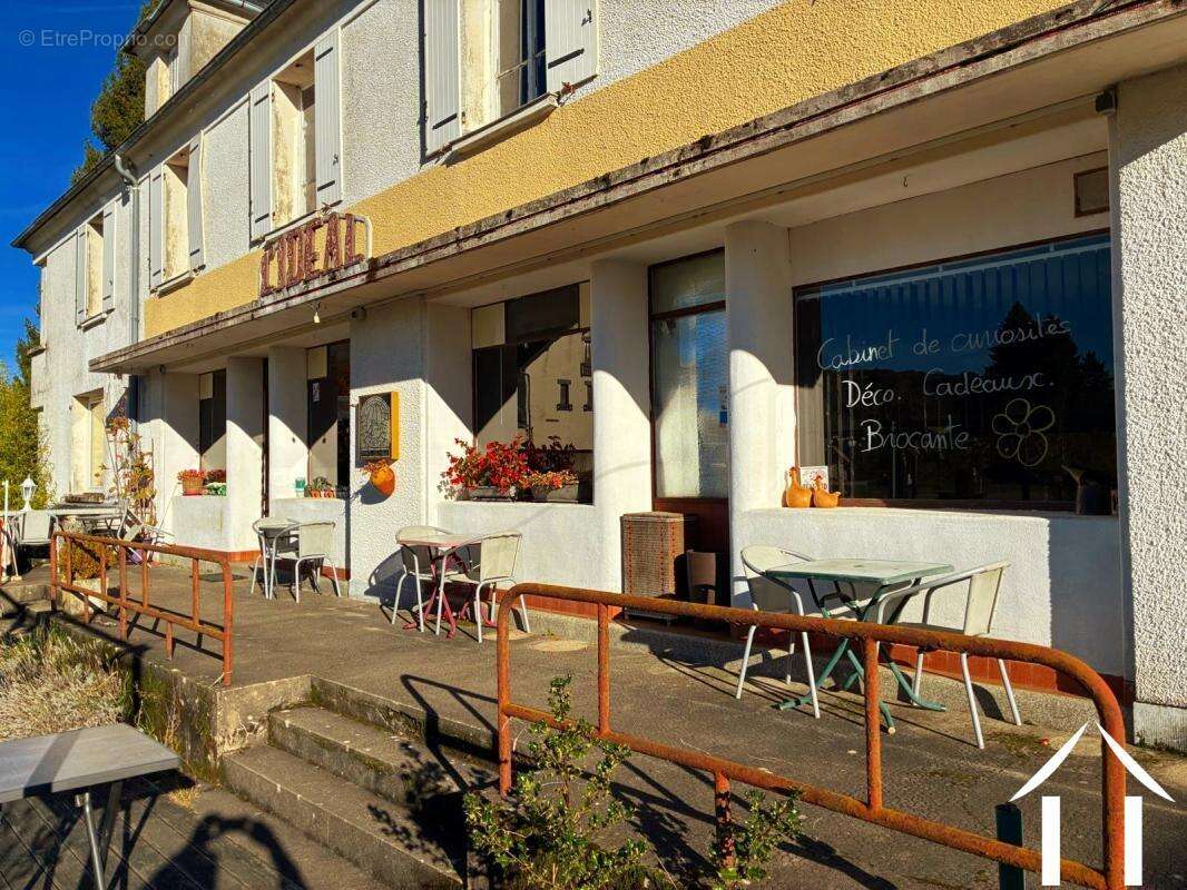 Maison à MONTSAUCHE-LES-SETTONS