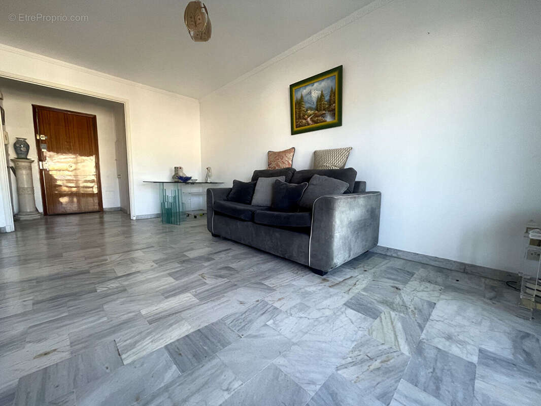 Appartement à LE CANNET