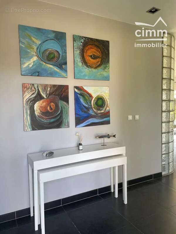 POUCHARRAMET —Villa d'architecte – 160 m² – Piscine – Parc de 3 500 m² – Vue campagne, lac et Pyrénées - photo 2