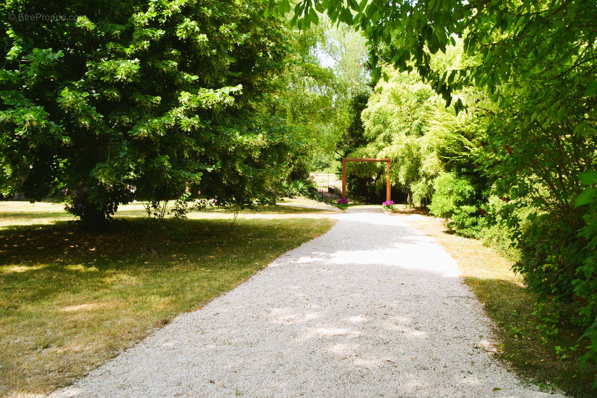 Maison à BRAY-SUR-SEINE
