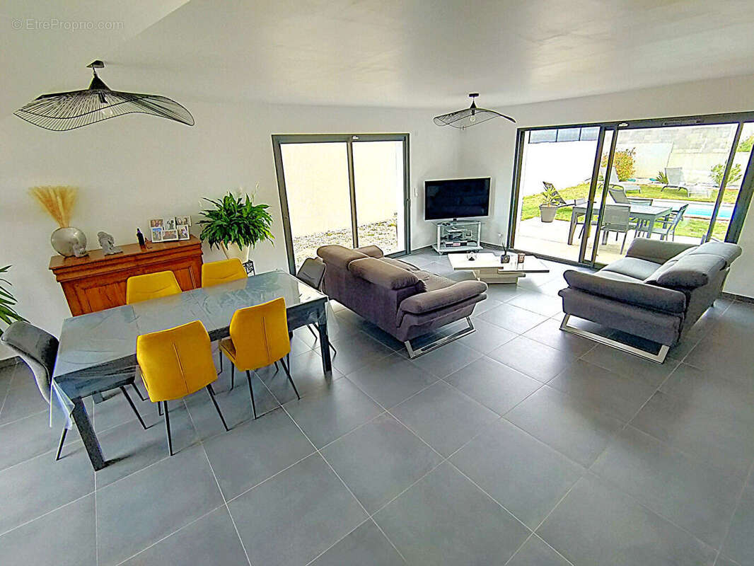 Maison à ROCBARON