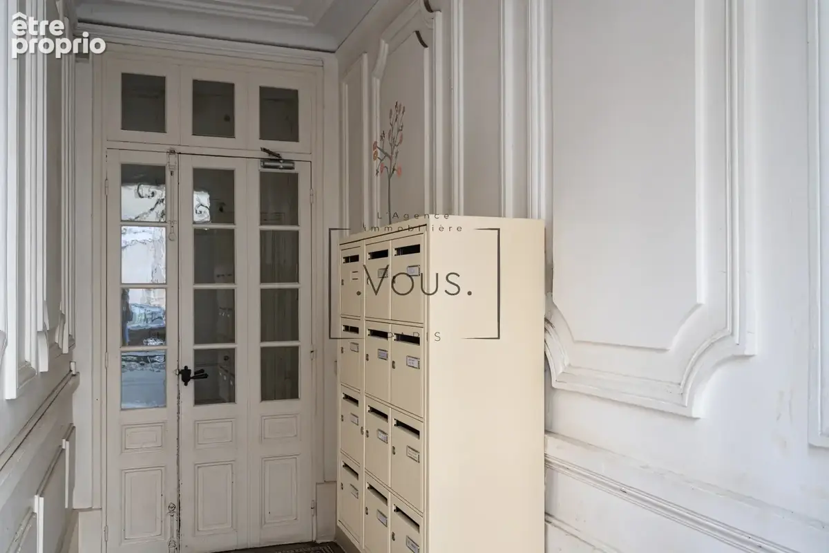 Deux pièces traversant à fort potentiel, à rénover (Paris XIVe) - photo 10