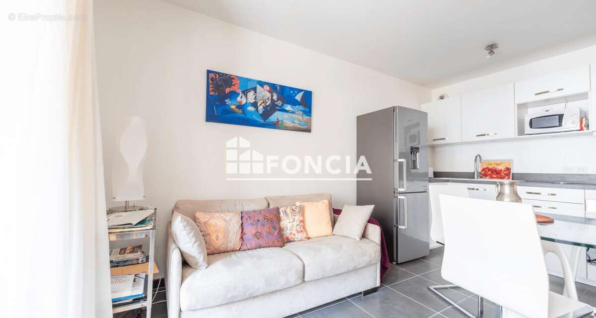 Appartement à PARIS-19E