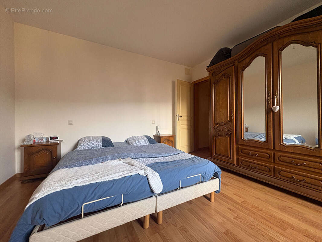 Maison à PONT-DE-ROIDE